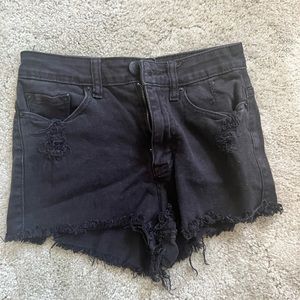 BDG cut off shorts